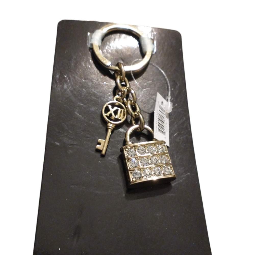 Alexander Kalifano Lock & Key Keychain